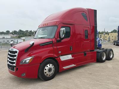 Freightliner Cascadia 126 Sleeper Semi Truck - 72" Raised Roof, Detroit 455HP