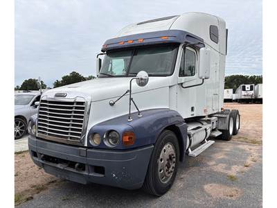 Freightliner Century Class 120 Sleeper Semi Truck - 70" Raised Roof, Detroit 425HP