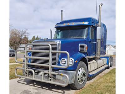 Freightliner Coronado Sleeper Semi Truck - 70" Mid-Roof Xt, Detroit 600HP