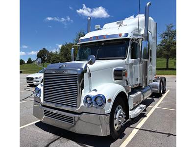 Freightliner Coronado Sleeper Semi Truck - 70" Mid-Roof Xt, Detroit 500HP