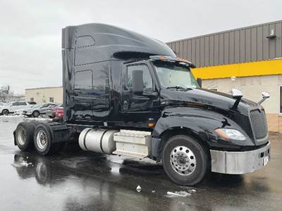 International LT625 Sleeper Semi Truck - 73" Sky-Rise, 450HP