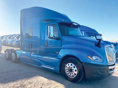 International LT625 Sleeper Semi Truck - 73" Hi-Rise, Cummins 400HP