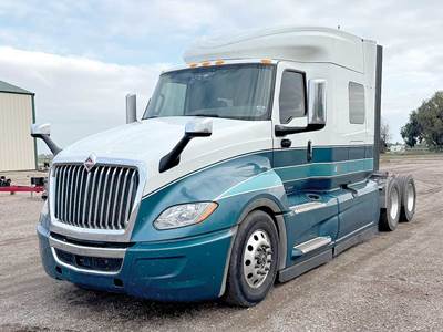 International LT625 Sleeper Semi Truck - 73" Hi-Rise, Cummins 565HP