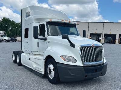 International LT625 Sleeper Semi Truck - 73" Sky-Rise, Cummins 450HP