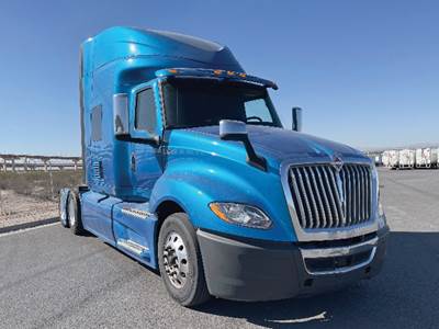 International LT625 Sleeper Semi Truck - 73" Hi-Rise, Cummins 400HP