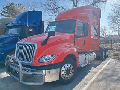 International LT625 Sleeper Semi Truck - 73" Sky-Rise, 450HP