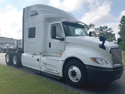 International LT625 Sleeper Semi Truck - 73" Sky-Rise, Cummins 450HP