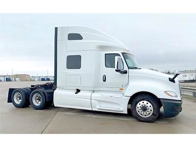 International LT625 Sleeper Semi Truck - 73" Sky-Rise, Cummins 450HP