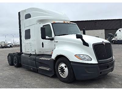 International LT625 Sleeper Semi Truck - 73" Sky-Rise, Cummins 450HP
