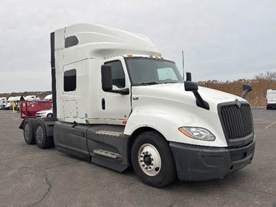International LT625 Sleeper Semi Truck - 73" Sky-Rise, Cummins 450HP