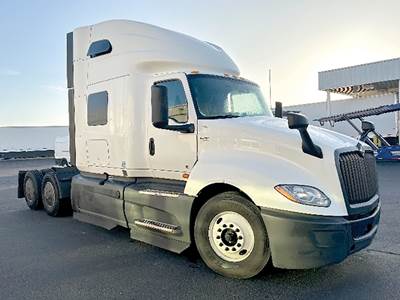 International LT625 Sleeper Semi Truck - 73" Sky-Rise, Cummins 450HP