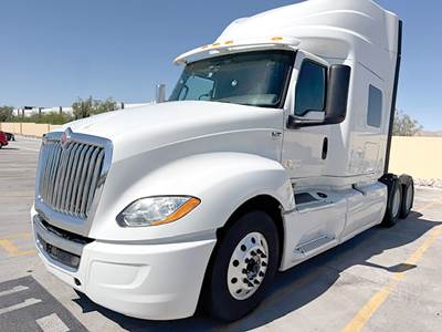 International LT625 Sleeper Semi Truck - 73" Hi-Rise, Cummins 450HP