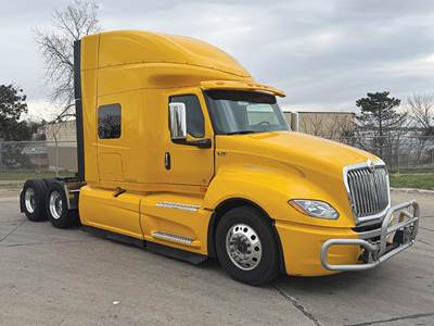 International LT625 Sleeper Semi Truck - 73" Hi-Rise, Cummins 450HP