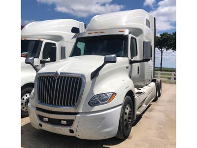 International LT625 Sleeper Semi Truck - 73" Sky-Rise, 450HP
