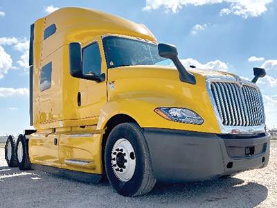 International LT625 Sleeper Semi Truck - 73" Sky-Rise, Cummins 450HP