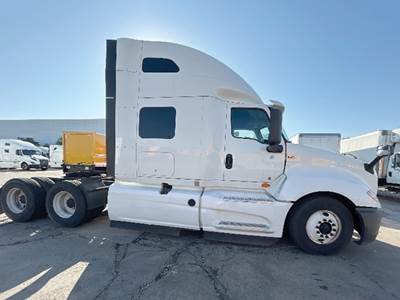 International LT625 Sleeper Semi Truck - 73" Sky-Rise, Cummins 450HP