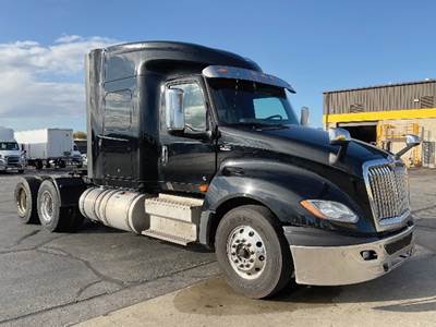 International LT625 Sleeper Semi Truck - 56" Hi-Rise, Cummins 450HP