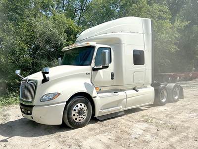 International LT625 Sleeper Semi Truck - 73" Hi-Rise, 450HP