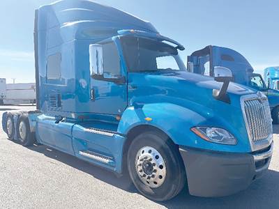 International LT625 Sleeper Semi Truck - 73" Hi-Rise, Cummins 400HP