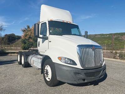International LT625 Sleeper Semi Truck - 73" Sky-Rise, Cummins 400HP