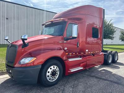 International LT625 Sleeper Semi Truck - 73" Hi-Rise, 450HP