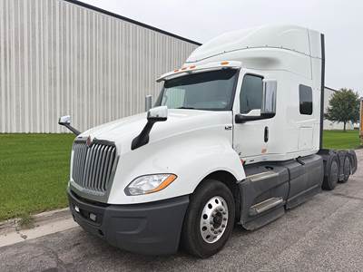 International LT625 Sleeper Semi Truck - 73" Hi-Rise, Cummins 450HP