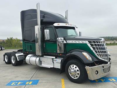 International LoneStar Sleeper Semi Truck - 73" Sky-Rise, Cummins 485HP