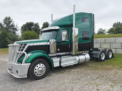 International LoneStar Sleeper Semi Truck - 73" Sky-Rise, Cummins 485HP
