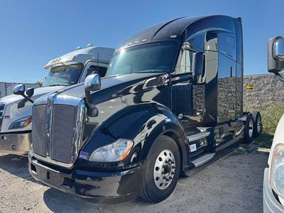 Kenworth T680 Sleeper Semi Truck - 76" High-Roof, Paccar 405HP