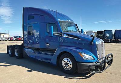 Kenworth T680 Sleeper Semi Truck - 76" High-Roof, Cummins 450HP