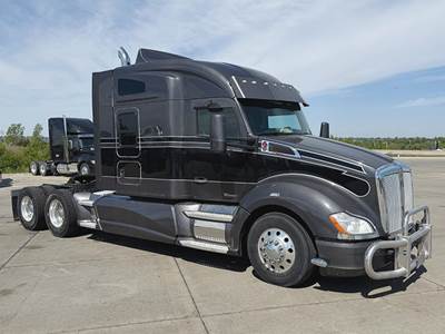 Kenworth T680 Sleeper Semi Truck - 76" Mid-Roof, Cummins 565HP