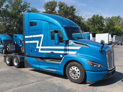 Kenworth T680 Sleeper Semi Truck - 76" High-Roof, Cummins 450HP