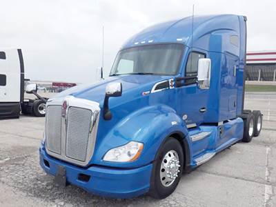 Kenworth T680 Sleeper Semi Truck - 76" High-Roof, Cummins 500HP