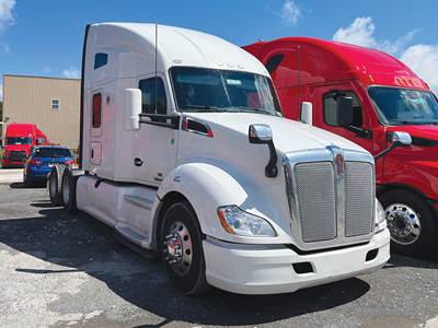 Kenworth T680 Sleeper Semi Truck - 76" High-Roof, Paccar 455HP