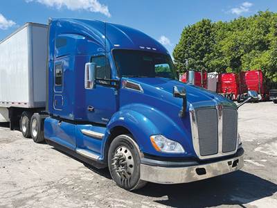 Kenworth T680 Sleeper Semi Truck - 76" High-Roof, Paccar 455HP