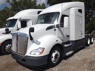 Kenworth T680 Sleeper Semi Truck - 76" High-Roof, Paccar 455HP