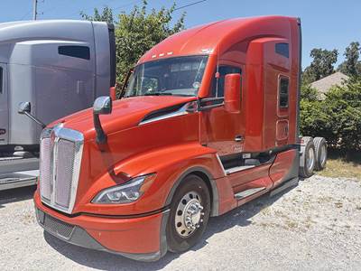 Kenworth T680 Sleeper Semi Truck - 76" High-Roof, Cummins 500HP