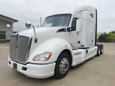 Kenworth T680 Sleeper Semi Truck - 76" High-Roof, Paccar 455HP