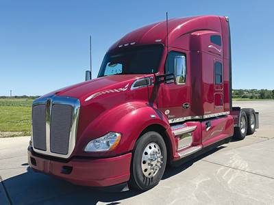 Kenworth T680 Sleeper Semi Truck - 76" High-Roof, Cummins 500HP