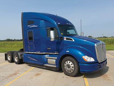 Kenworth T680 Sleeper Semi Truck - 76" High-Roof, Cummins 500HP
