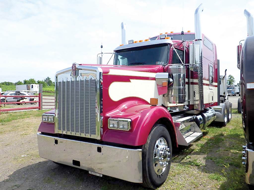2019 Kenworth W900L Sleeper Semi Truck - 86" Studio, Cummins 565HP For ...
