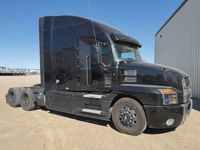 Mack Anthem Sleeper Semi Truck - 70" Stand-Up, MP8 445HP
