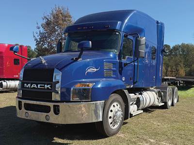 Mack Anthem Sleeper Semi Truck - 70" Stand-Up, MP8 505HP