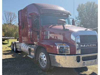 Mack Anthem Sleeper Semi Truck - 70" Stand-Up, MP8 505HP