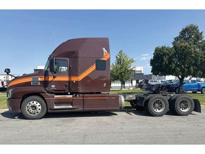 Mack Anthem Sleeper Semi Truck - 70" Stand-Up, MP7 400HP