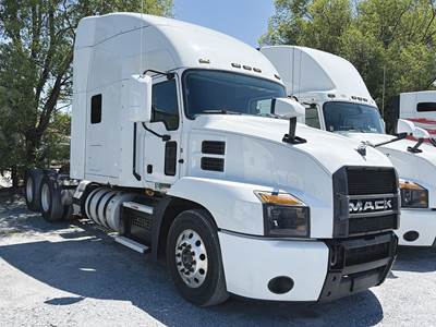 Mack Anthem 64T Sleeper Semi Truck - 70" Stand-Up, MP8 445HP