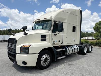 Mack Anthem Sleeper Semi Truck - 70" Stand-Up, MP8 445HP