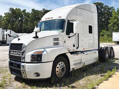 Mack Anthem Sleeper Semi Truck - 70" Stand-Up, MP8 445HP