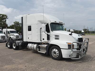 Mack Anthem Sleeper Semi Truck - 70" Stand-Up, MP8 445HP