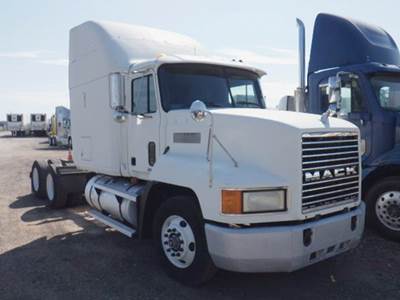 Mack CH613 Sleeper Semi Truck - 60" Mid-Rise, E7 427HP